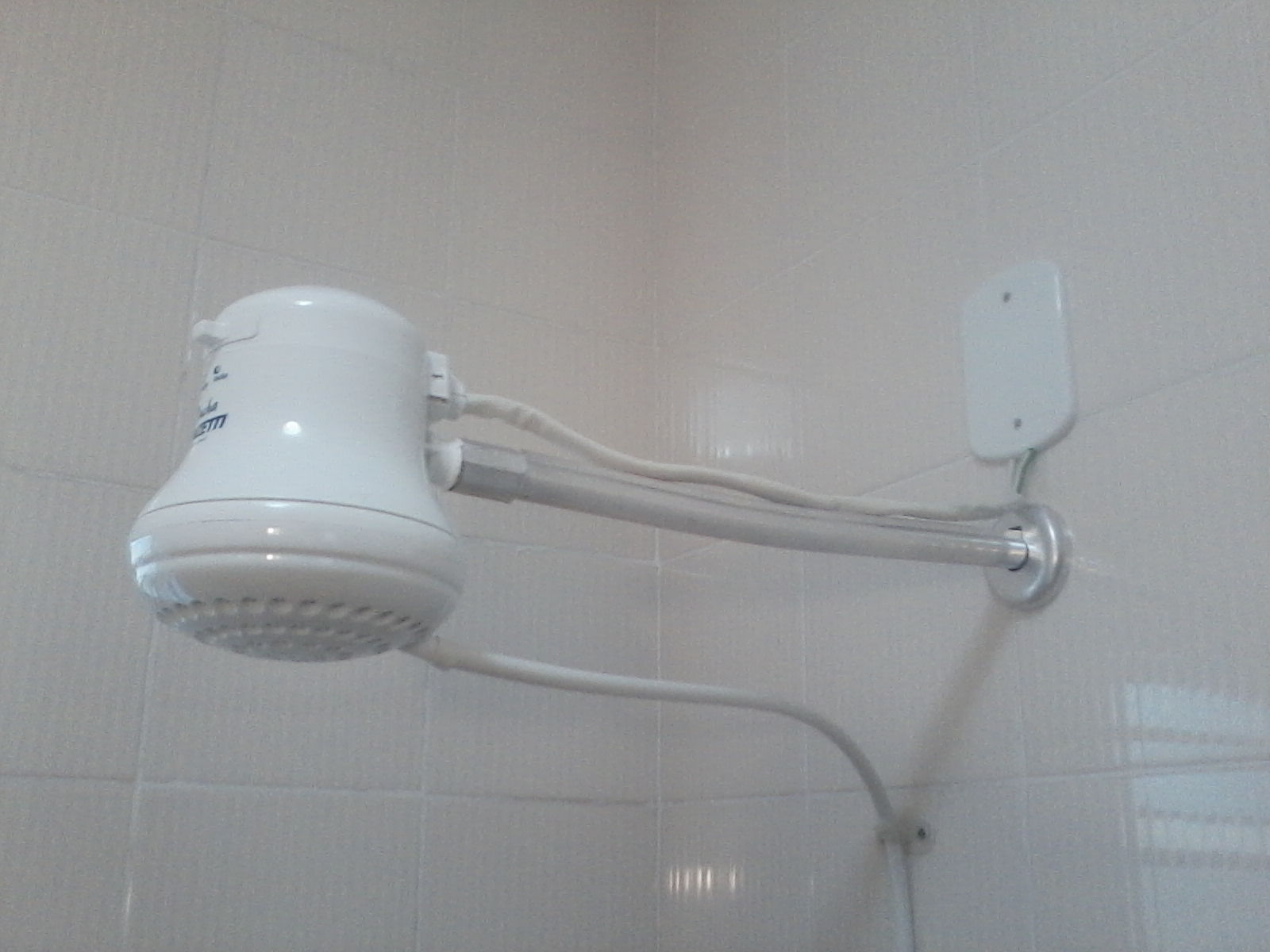 Chuveiro Elétrico em Contagem: Instalação, Manutenção e Segurança com Eletricista chuveiro eletrico 1